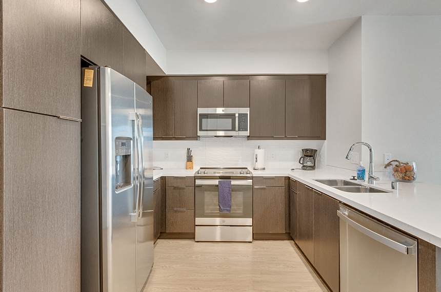 llewellyn-los-angeles-apartment-for-rent-kitchen